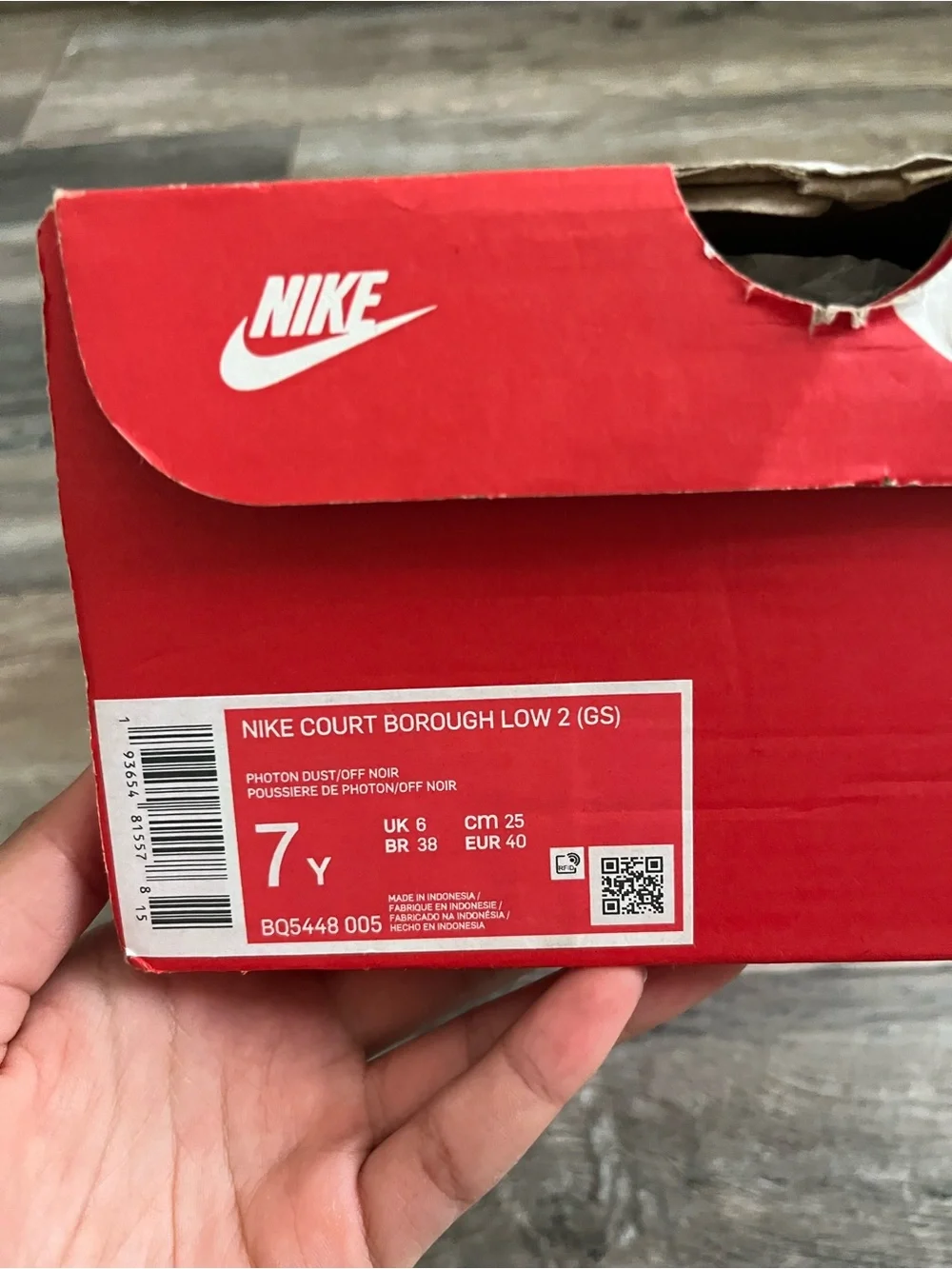 Nike youth Low-Top Sneakers in Light Pink, White & Black